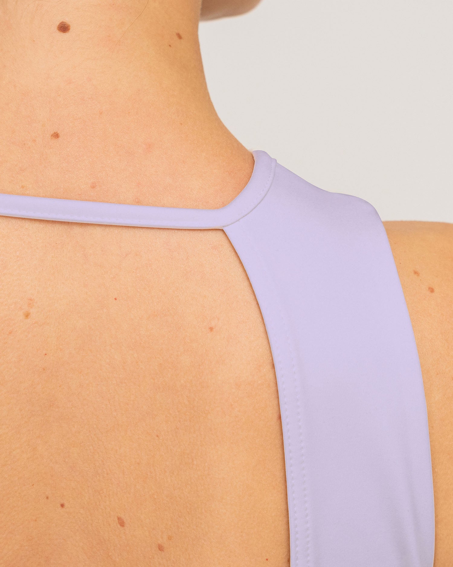 Violetta - Model Product Shot Detail