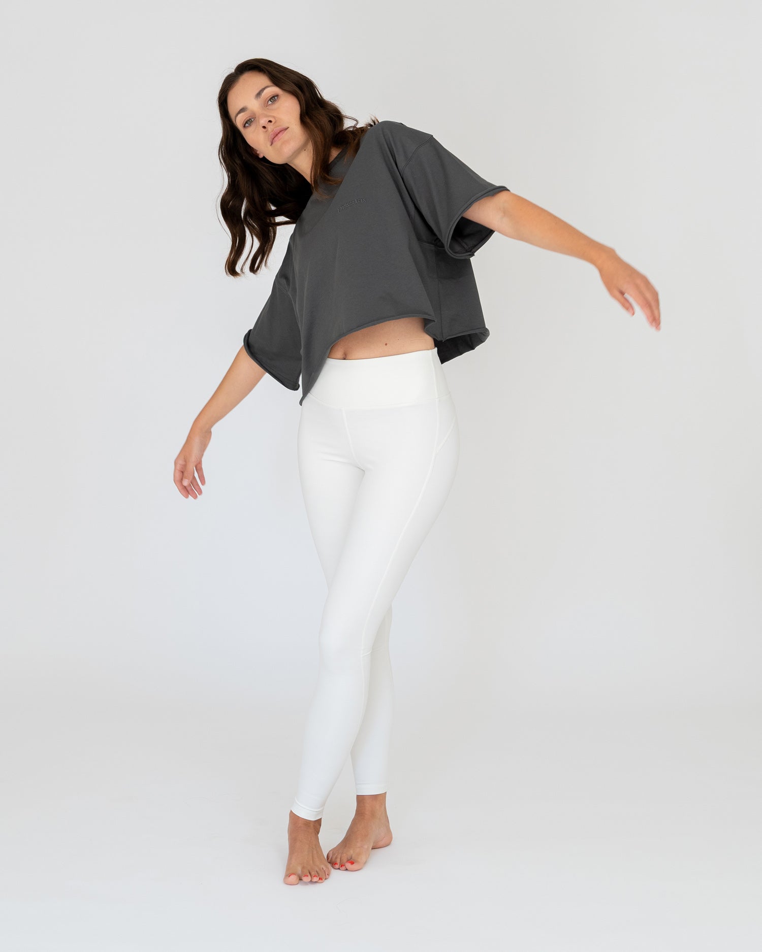 Anthrazit - Anthracite Lotuscrafts Yoga Top Model Full Body