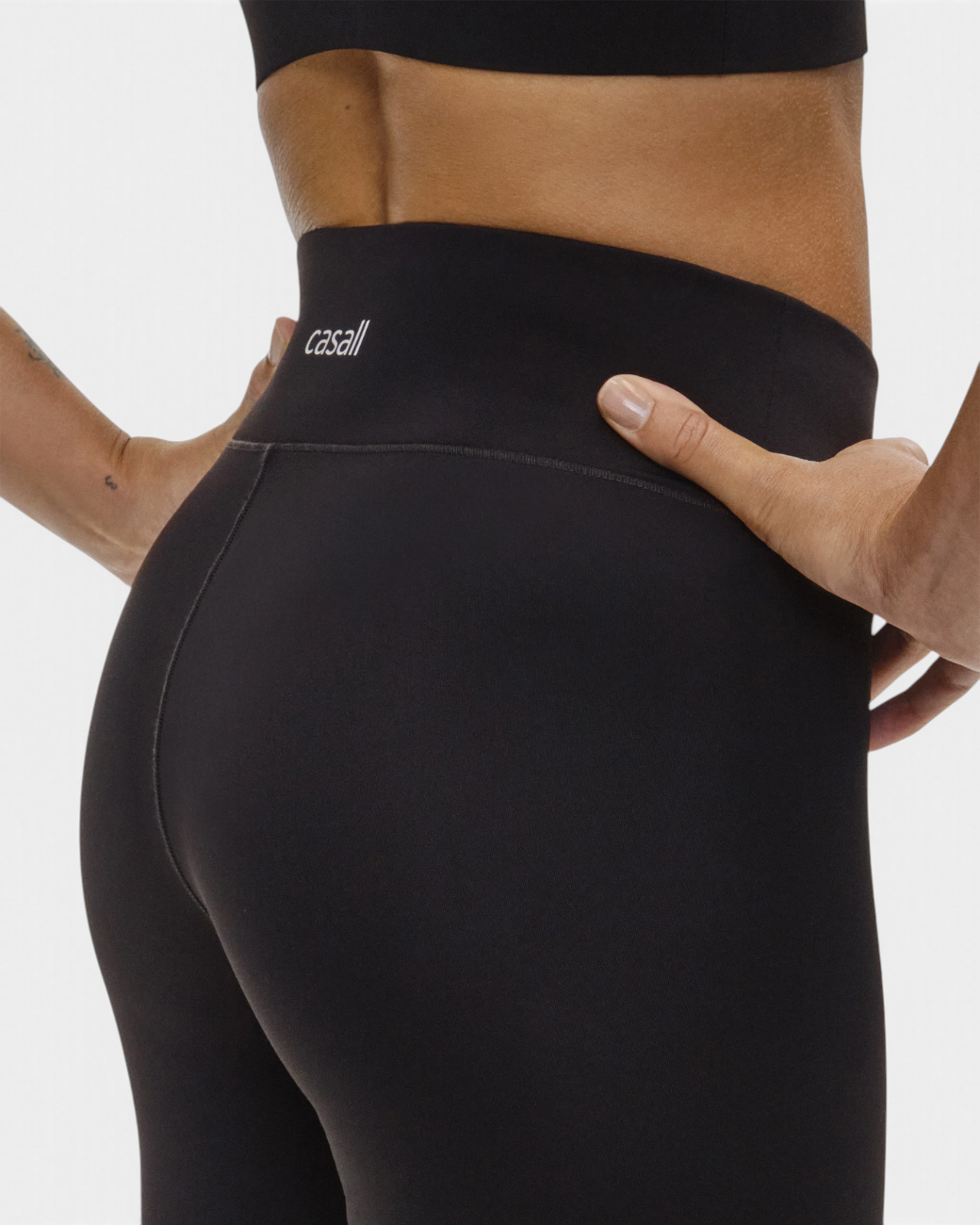 Essential Regular Waist Biker - Black