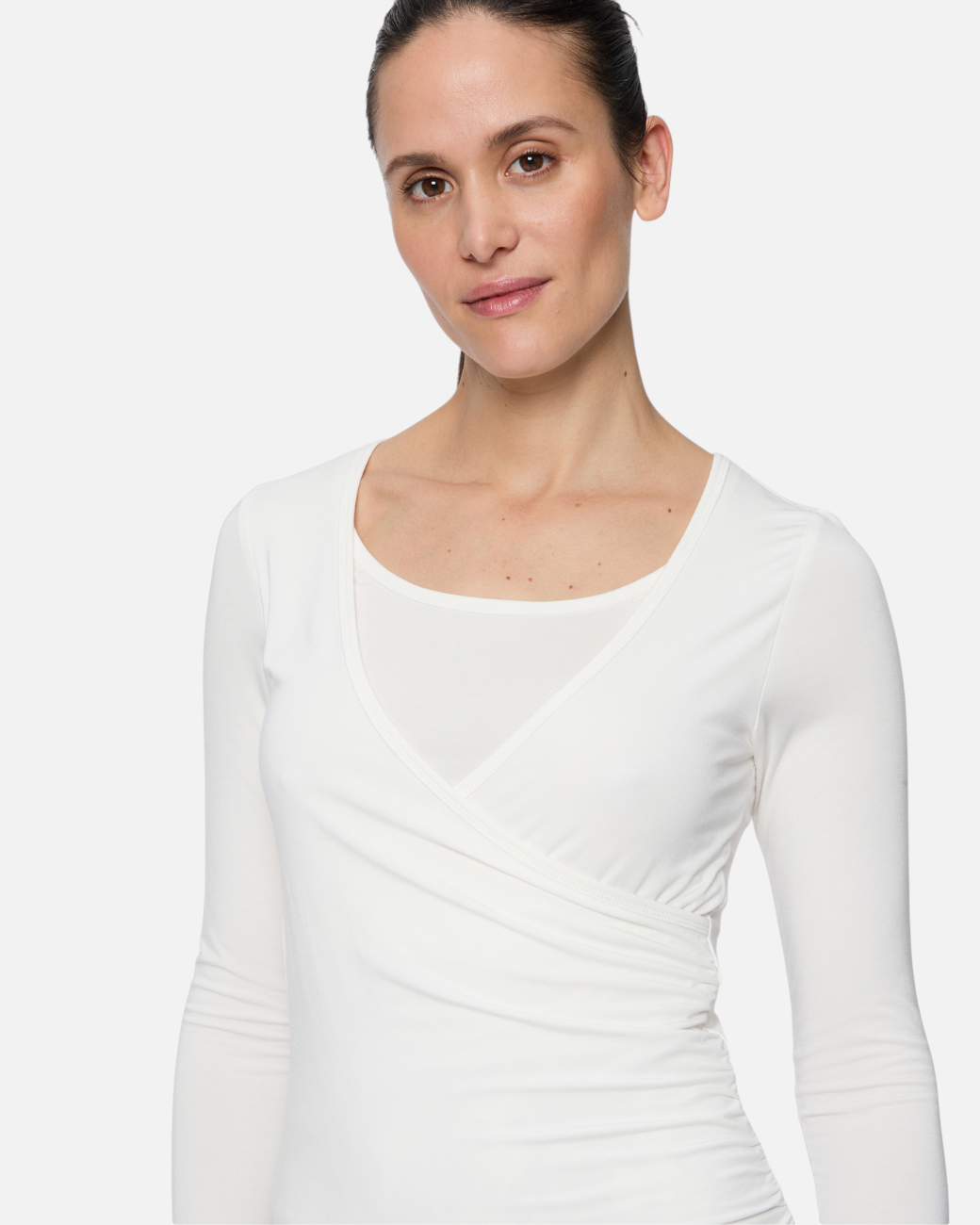 greenyogashop weißes Langarm-Wickelshirt aus weicher Bambusviskose mit Rundhalsausschnitt