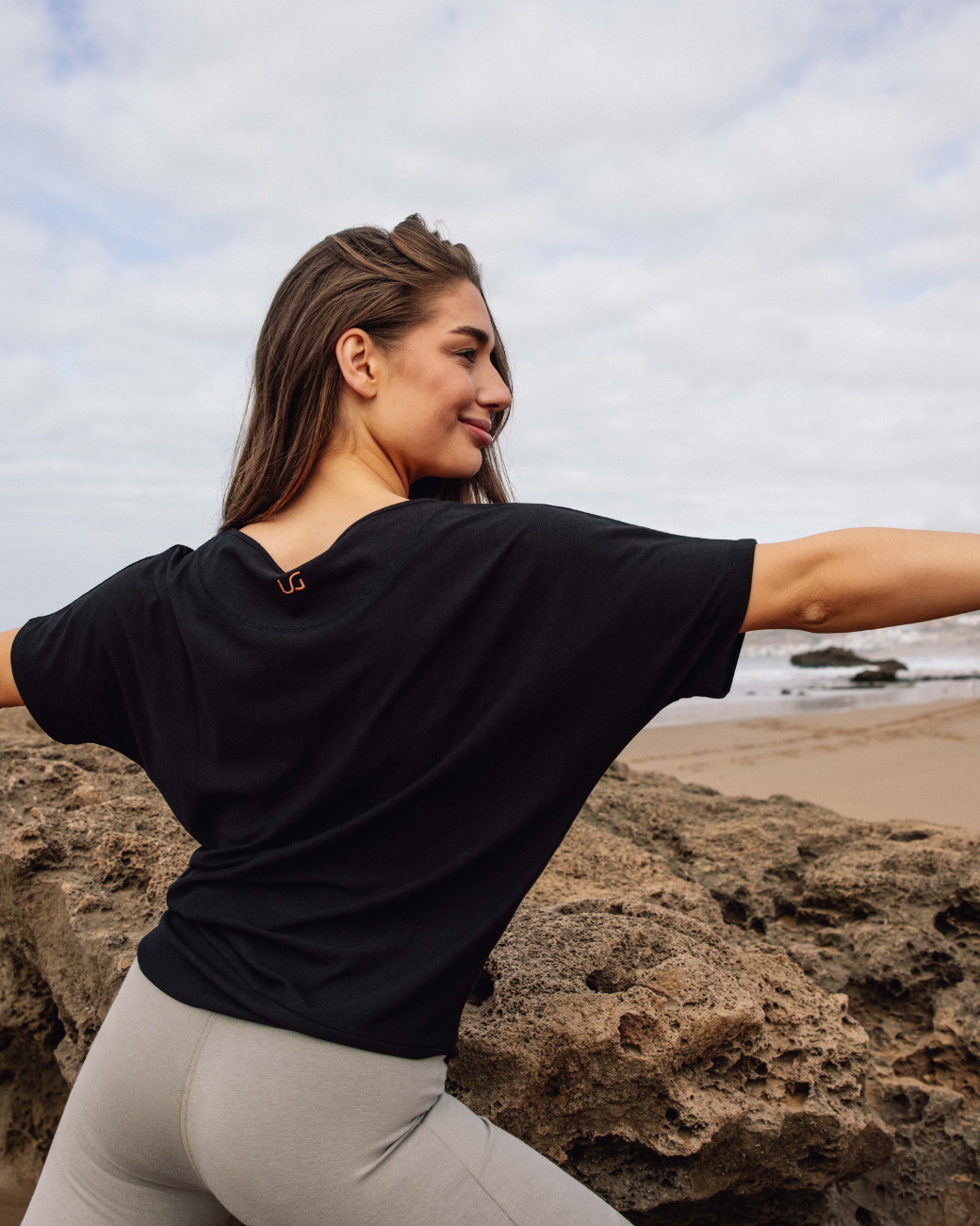 Budhi Short Sleeve Top - Onyx Black