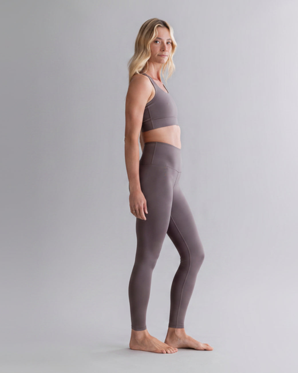 Leggings Cotton Touch Taupe – Bewegungsaufnahme – Hey Honey