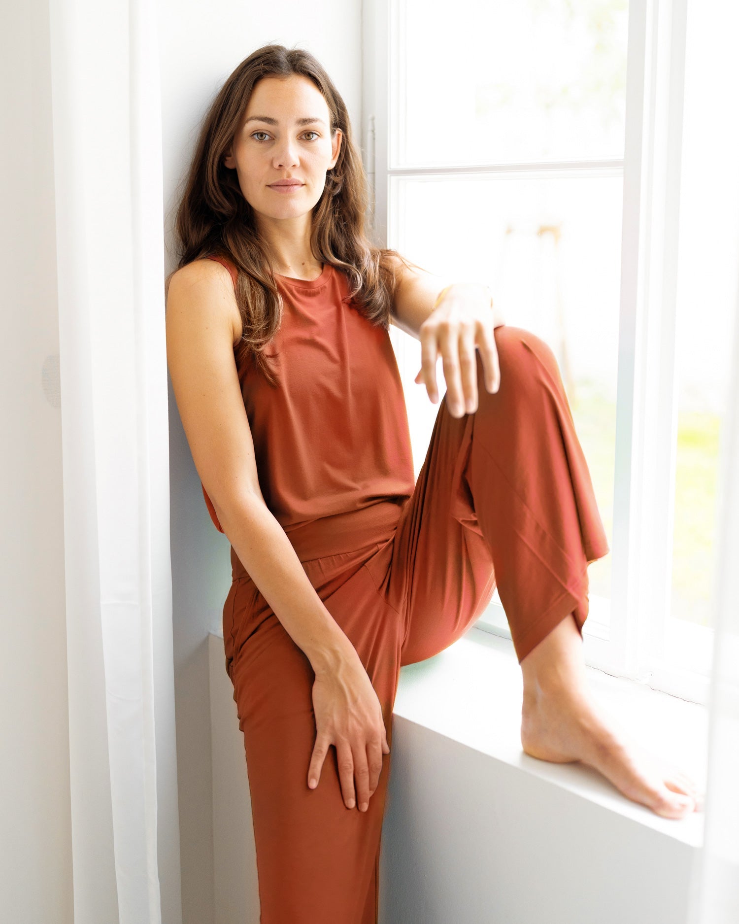 Naima Top Burnt Sienna – Mood Shot – Lotuscrafts