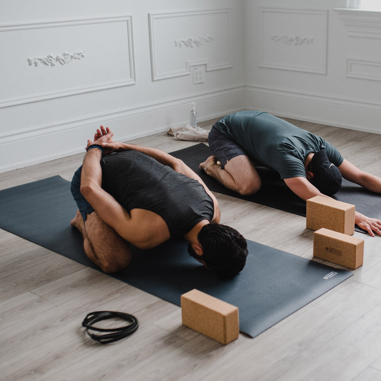 b halfmoon b mat everyday (215) - Charcoal - ReMAT