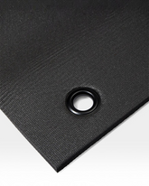 greenyogashop ENDURA Fitnessmatte in Schwarz mit 10 mm Stärke und integrierter Öse für intensives Training