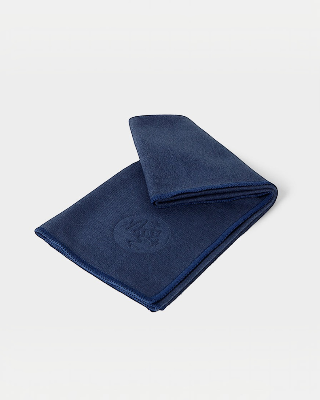 greenyogashop eQua 2.0 Handtuch in Midnight Blau aus weicher Mikrofaser für Yoga und Fitness