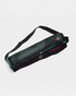 greenyogashop Manduka Breathe Easy Yogatasche in Salbeigrün aus atmungsaktivem Mesh mit verstellbarem Schultergurt