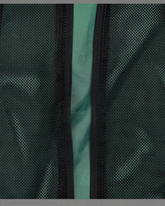greenyogashop Yogatasche Breathe Easy in Salbeigrün mit atmungsaktivem schwarzem Mesh-Gewebe und Reißverschluss