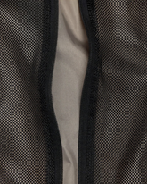greenyogashop Yogatasche Breathe Easy in Cinder mit atmungsaktivem schwarzem Mesh-Gewebe und Reißverschluss-Detail
