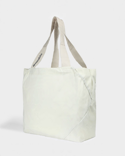greenyogashop Kosha Carryall Tragetasche in Pearl aus recyceltem Nylon mit breiten Schultergurten für Yoga-Zubehör