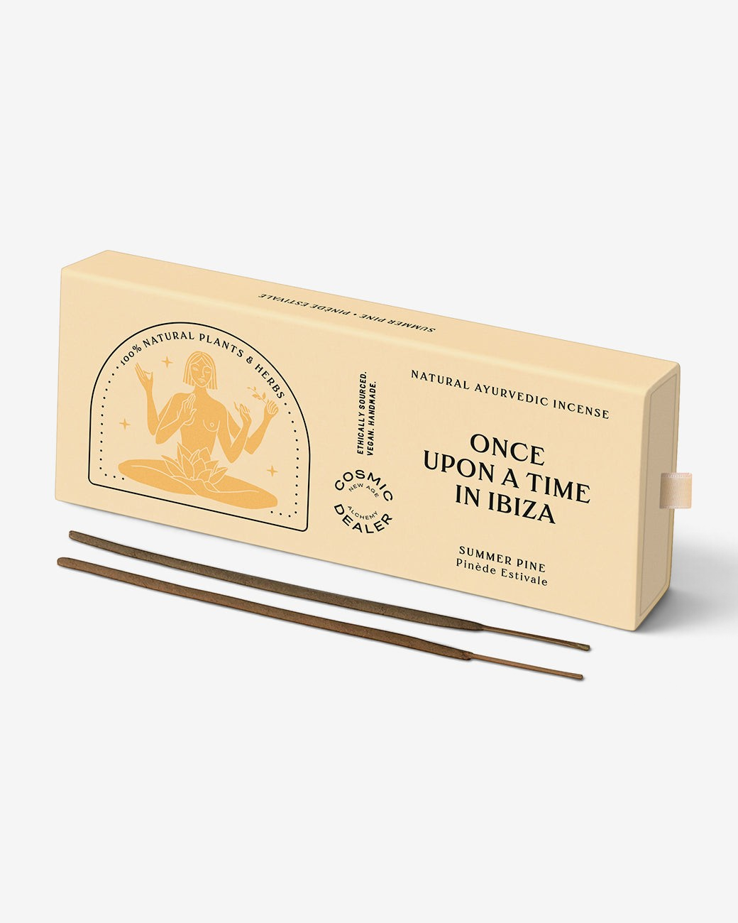 greenyogashop ayurvedische Räucherbox mit 30 Räucherstäbchen aus Kräutern und Sommerkiefer-Duft in beiger Verpackung