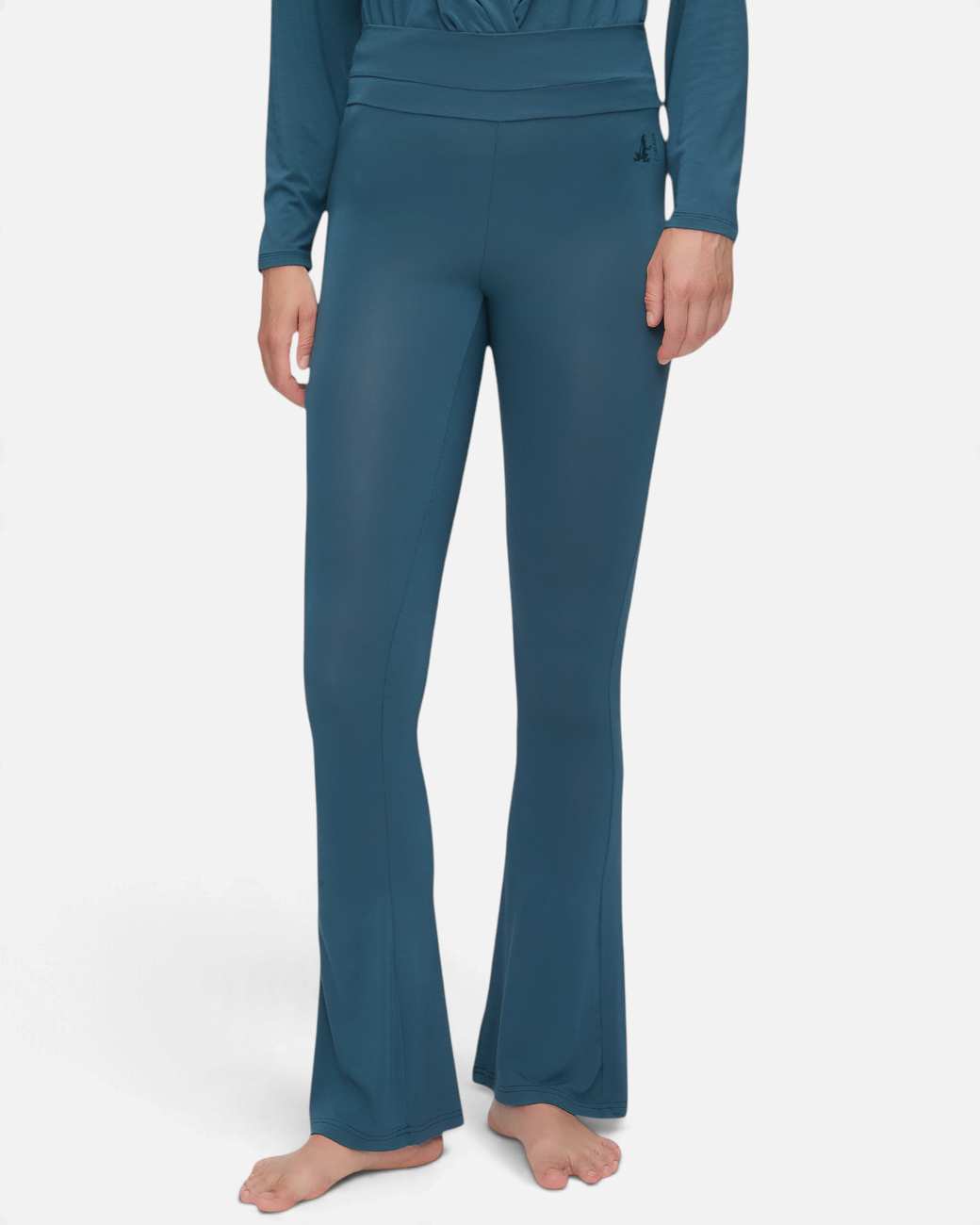 greenyogashop Bootcut-Yogahose in Petrol aus weicher Bambusviskose mit breitem Umschlagbund und Bündchen am Bein