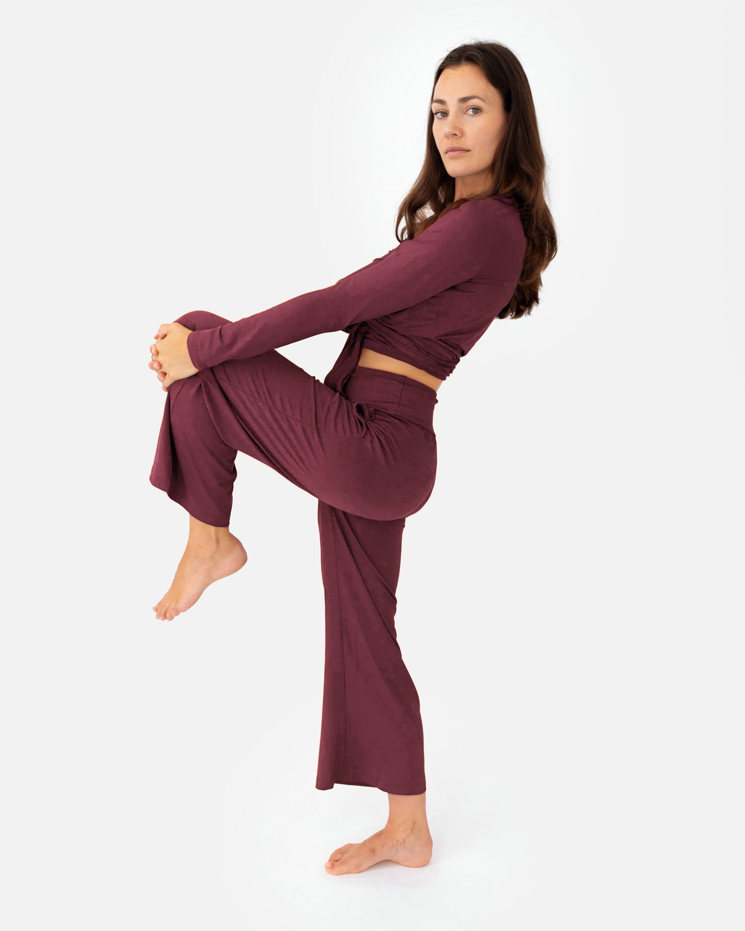 Heya Culotte Dark Cranberry – Model Full Shot – Lotuscrafts