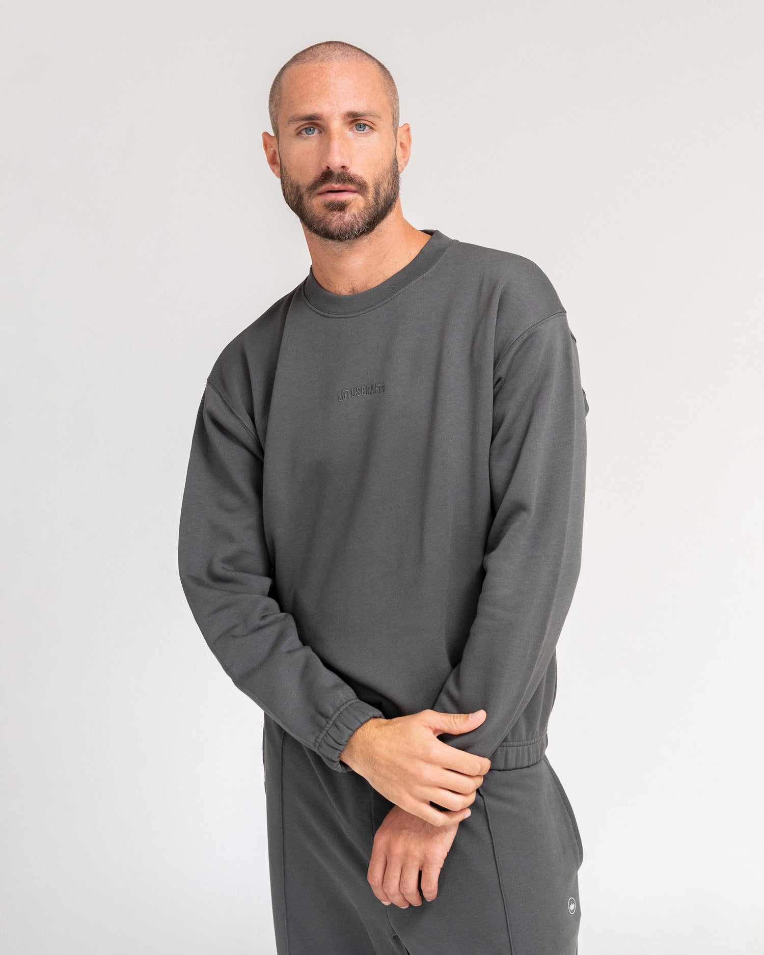 Anthrazit - Anthracite Lotuscrafts Yoga Sweater Men Front
