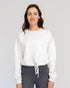 Marshmallow - Model in cropped Yoga Sweater Vorderansicht