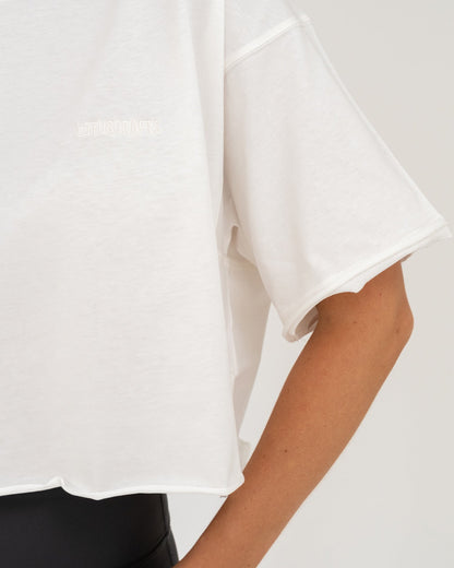 Marshmallow - Lotuscrafts Yoga Top Model Detail Ärmel