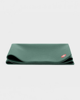 greenyogashop Manduka PRO Travel 2.0 Yogamatte in Black Sage, faltbar, aus langlebigem PVC für unterwegs