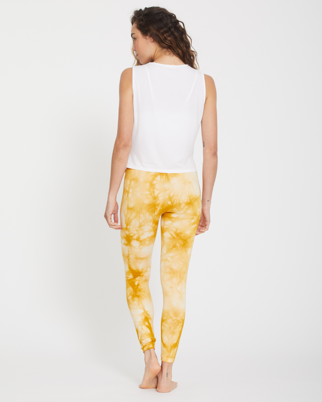 Yoga Tanktop TWISTED - White