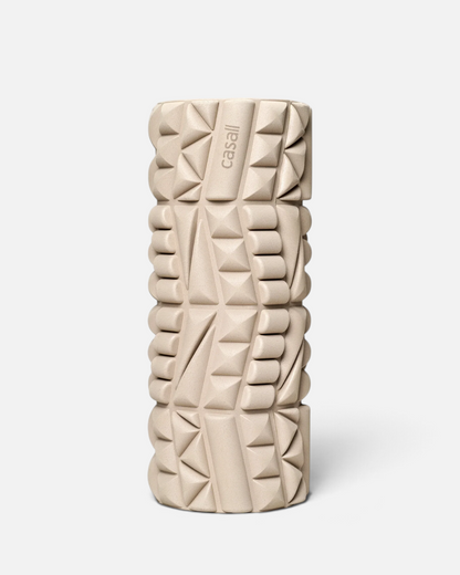 greenyogashop Recovery Foam Roller in Light Cashmere mit strukturierter Oberfläche zur Muskelentspannung