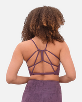 greenyogashop Bra Carolina in Pflaume aus Bio-Baumwolle mit auffälligem gekreuztem Rückendetail