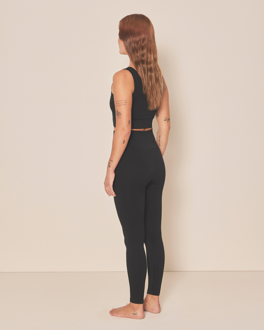 Soft Rib Seamless Crop Top - Black Iris
