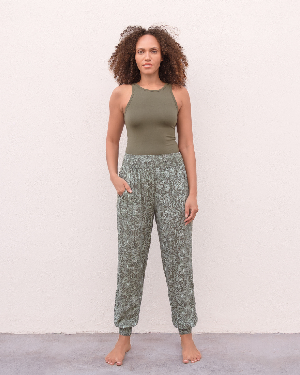 Yogahose Ananda - Paisley Olive