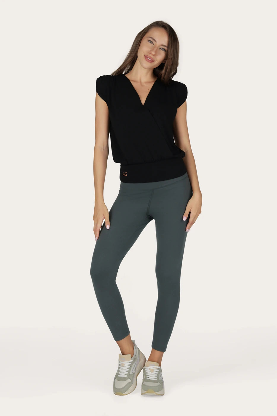 Caela Top - Onyx Black