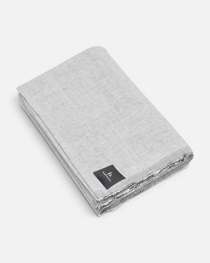 greenyogashop Everyday Blanket in Charcoal aus handgewebter Baumwolle, ideal als Yogadecke oder Meditationshilfe