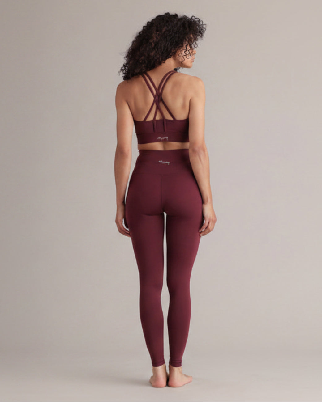 Leggings Always Dressed Italian Plum – Bewegungsaufnahme – Hey Honey
